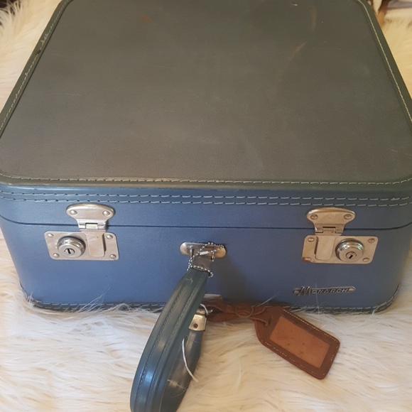 monarch vintage luggage